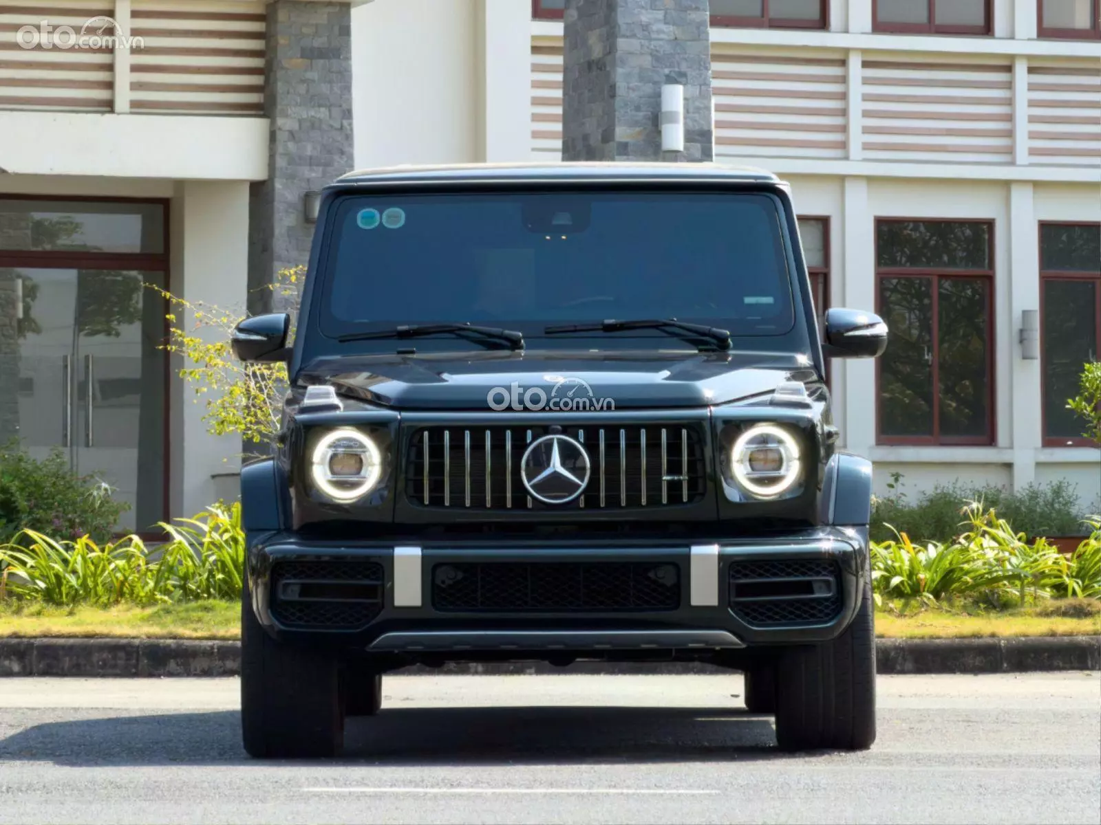 2025 Mercedes-Benz AMG G63 4.0 v8