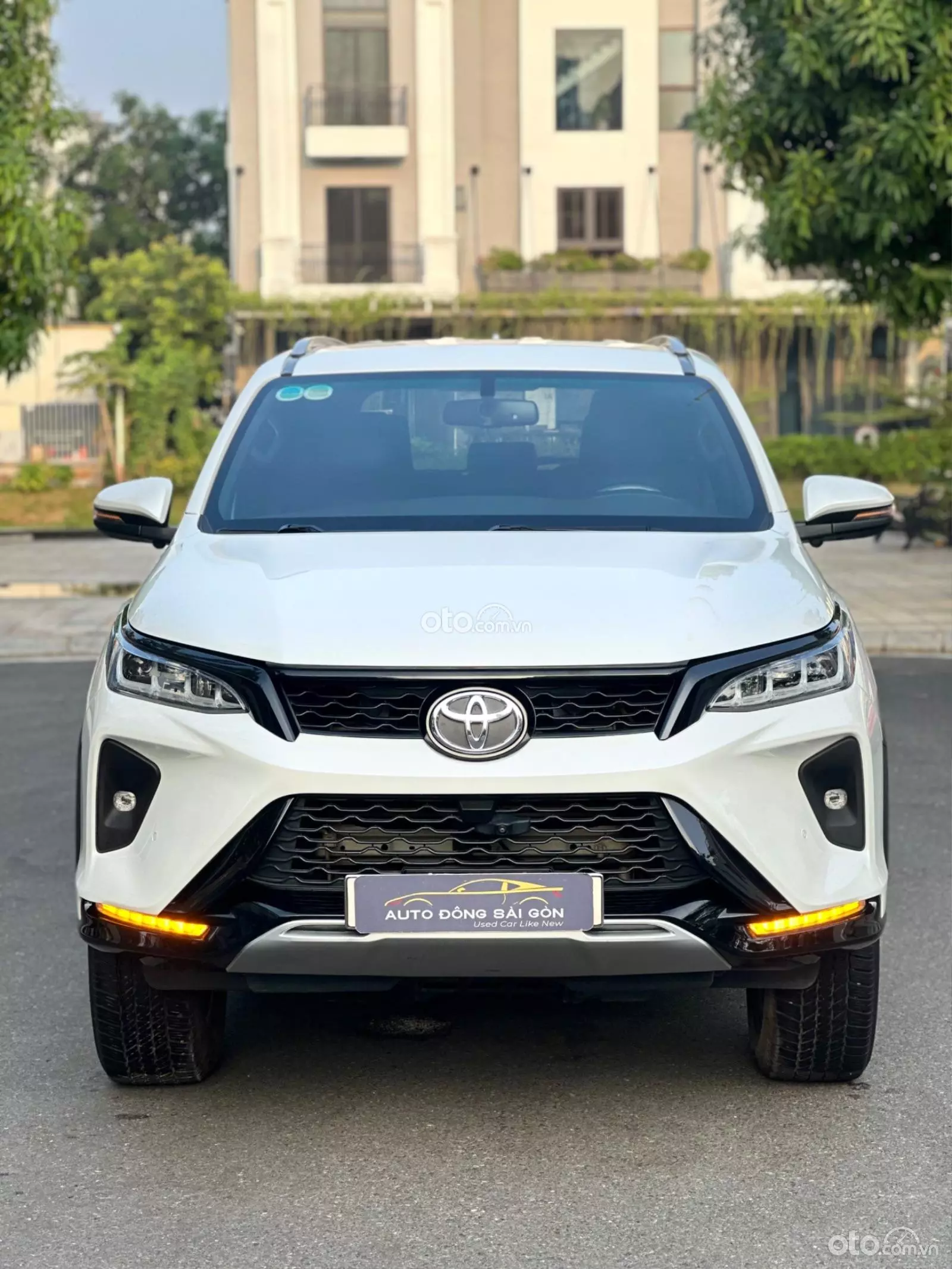 2021 Toyota Fortuner 2.4 AT 4x2 Legender