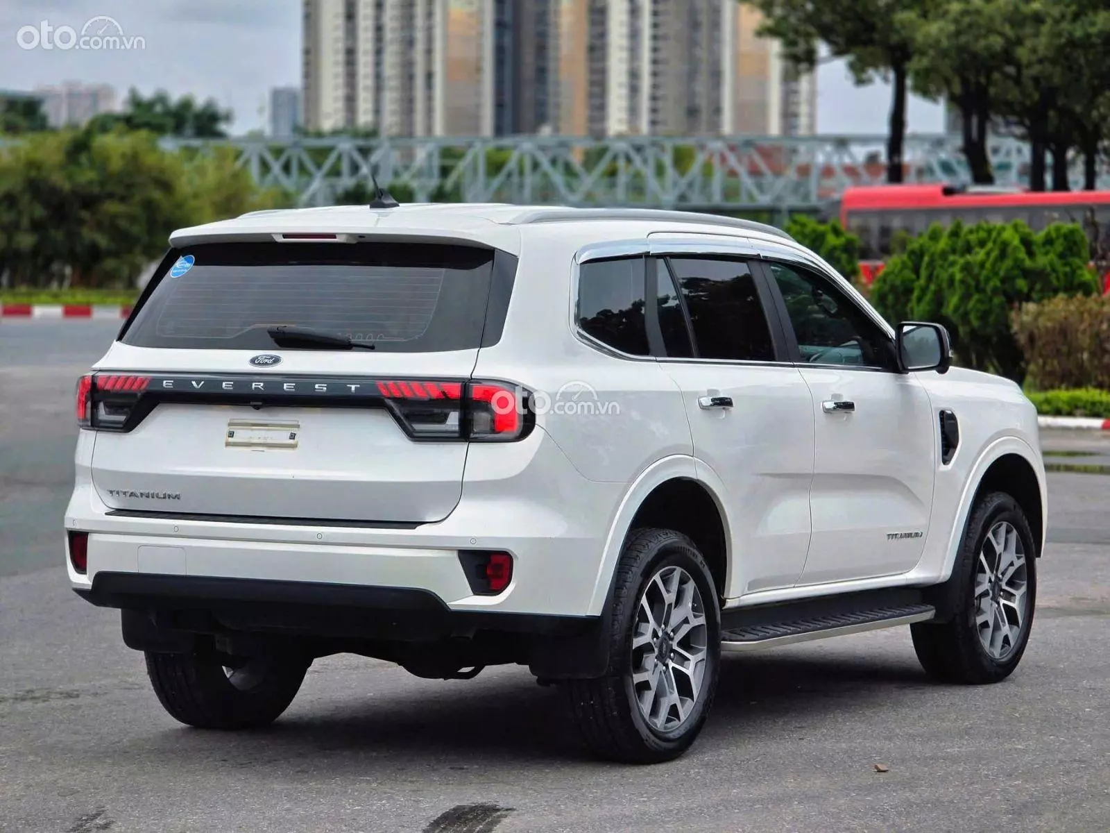 2023 Ford Everest Titanium 2.0 AT 4x2 - ảnh nhỏ 3