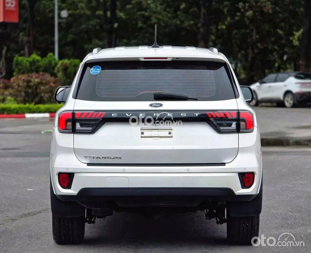 2023 Ford Everest Titanium 2.0 AT 4x2 - ảnh nhỏ 4