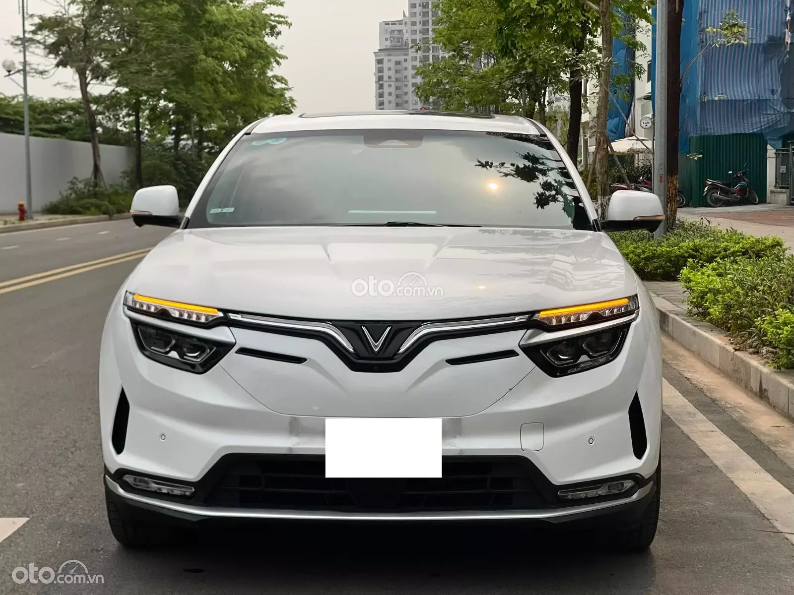 2023 VinFast VF8 Plus