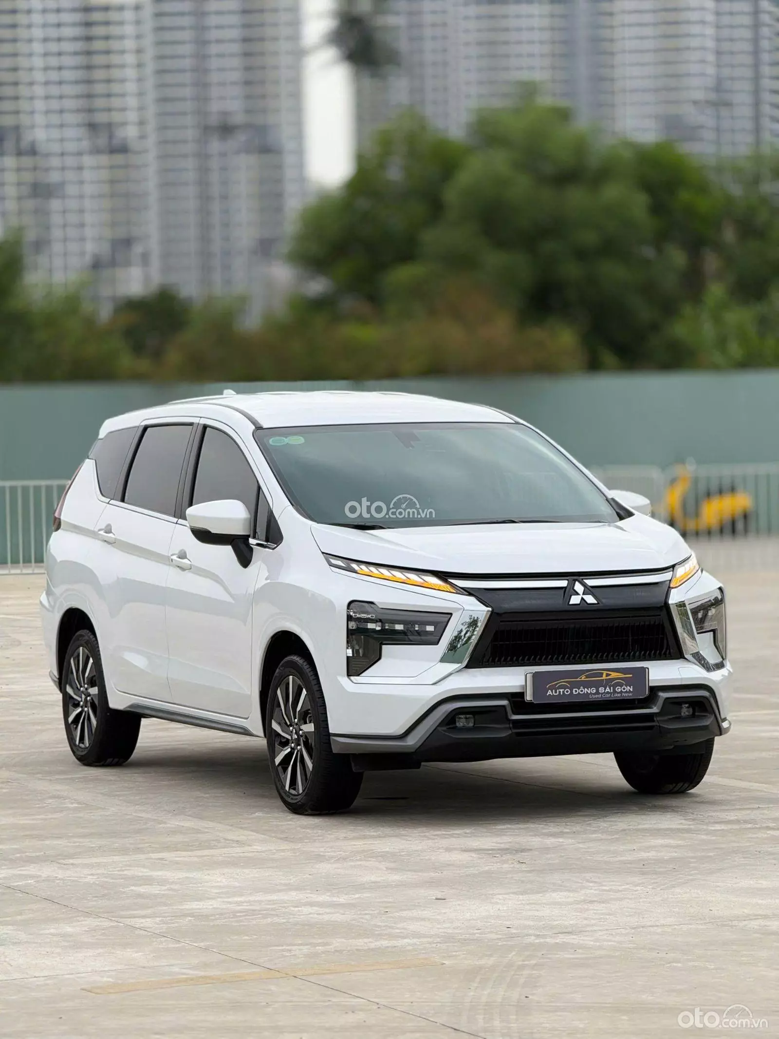 2025 Mitsubishi Xpander AT Premium