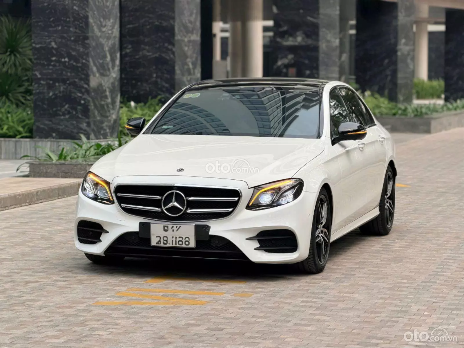 2020 Mercedes-Benz E300 AMG