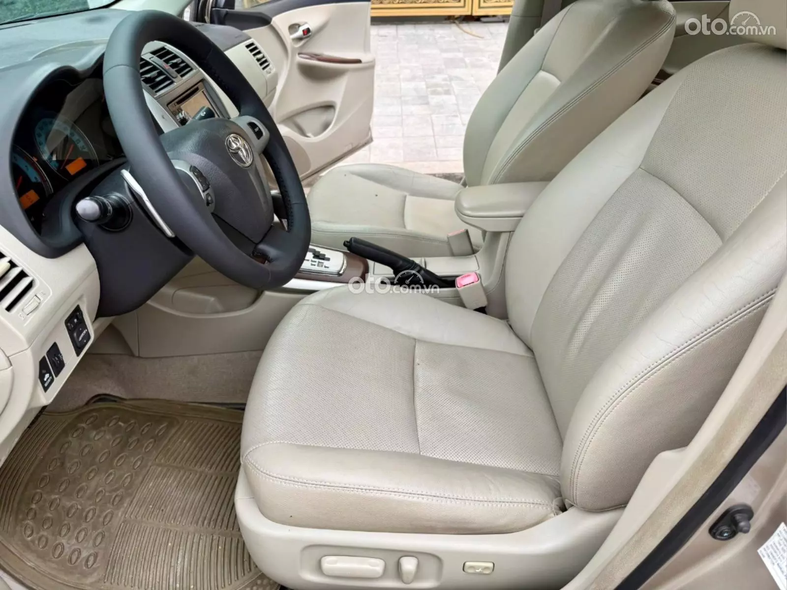 2013 Toyota Corolla Altis 2.0V - ảnh nhỏ 7