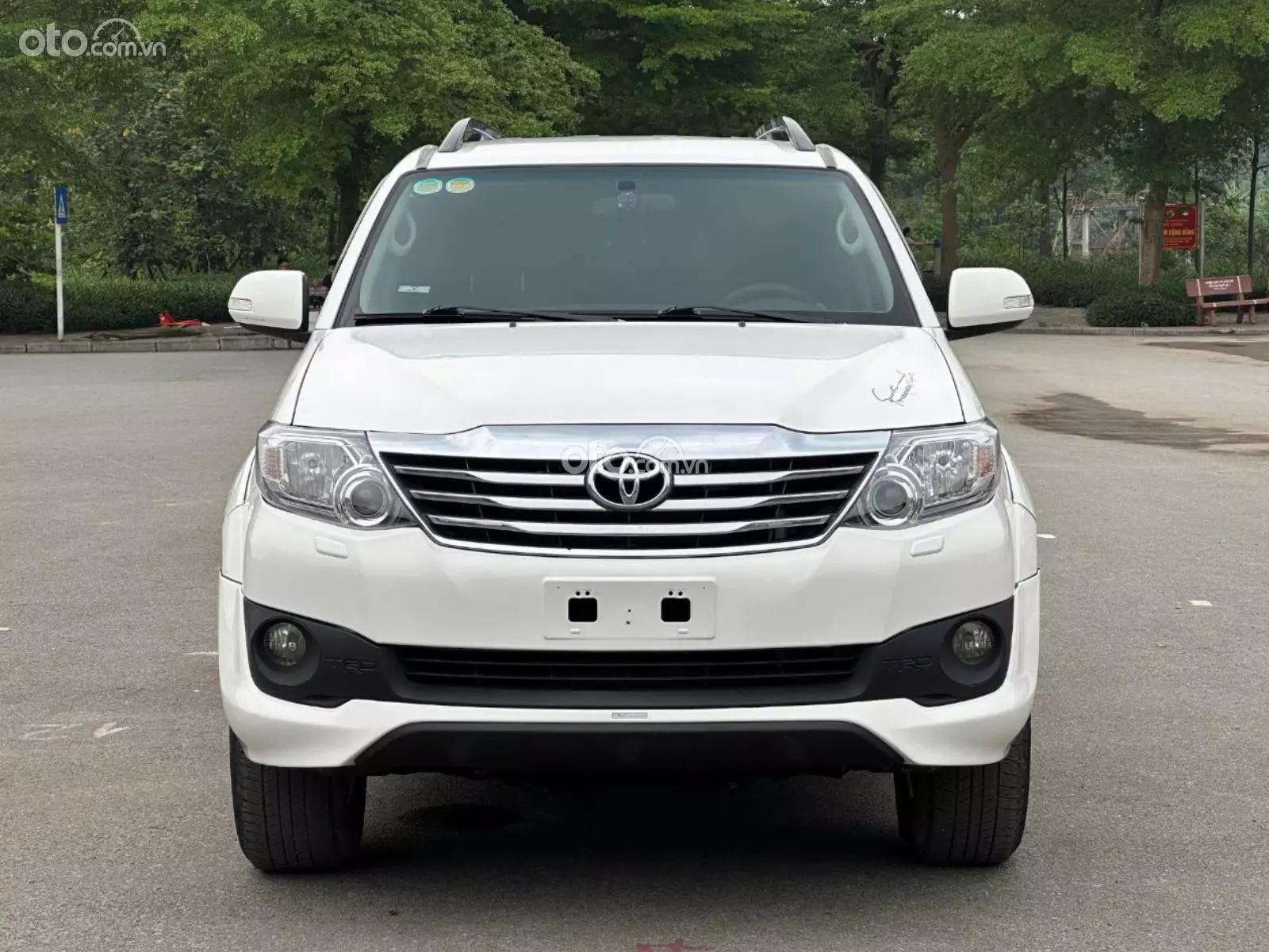 2014 Toyota Fortuner 2.7V TRD 4x4