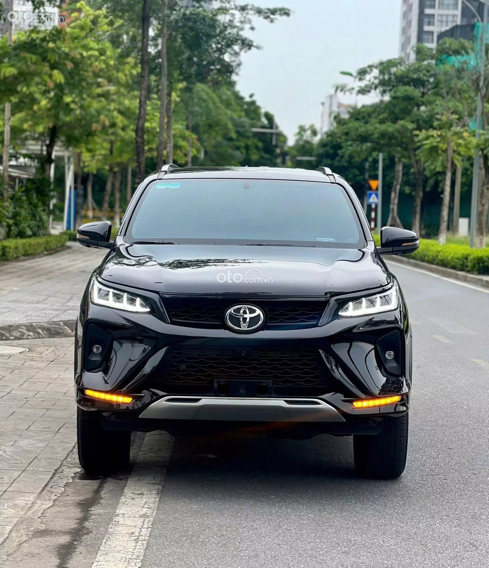 2025 Toyota Fortuner 2.4 AT 4x2 Legender