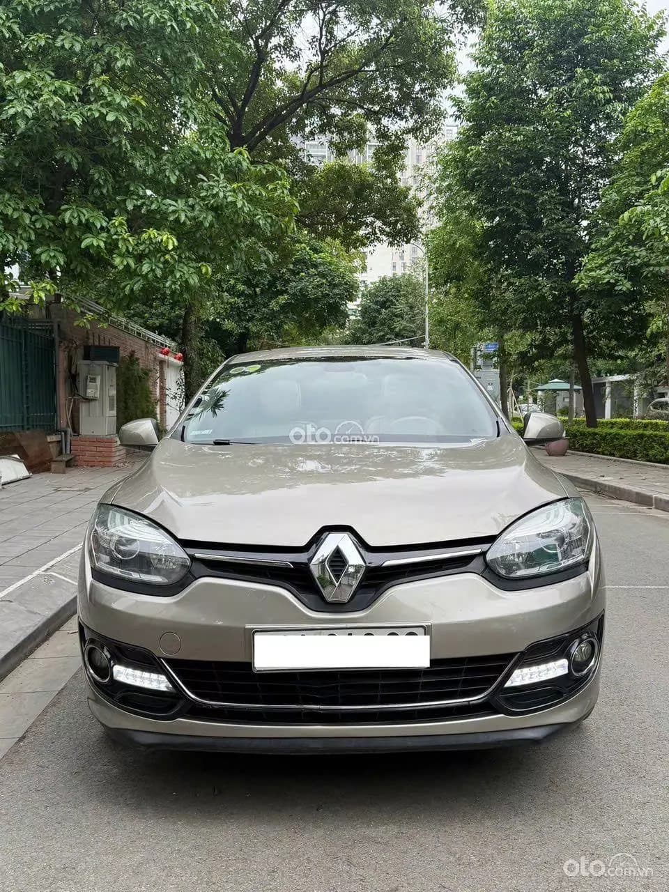 2015 Renault Megane 1.6 CVT - Image 1