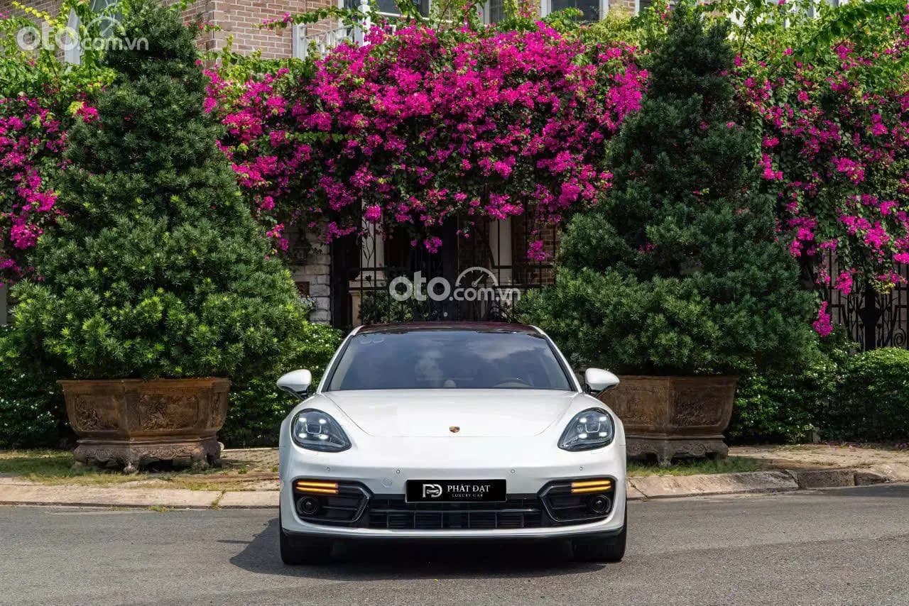 2018 Porsche Panamera