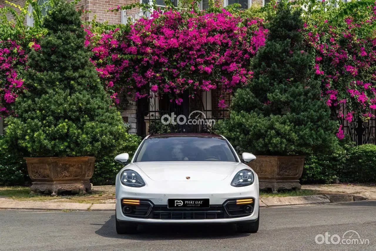 2018 Porsche Panamera