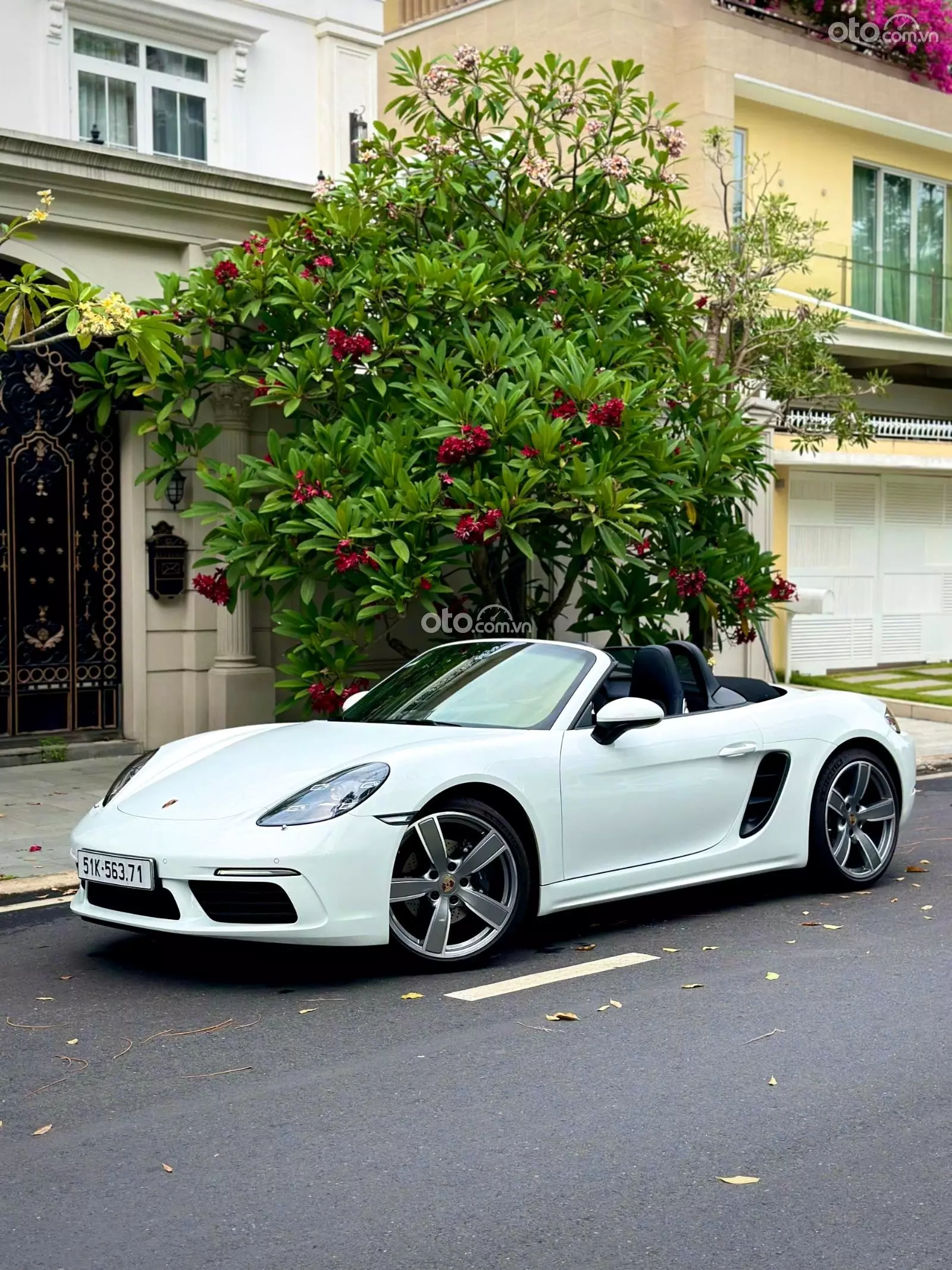2024 Porsche Boxster Convertible