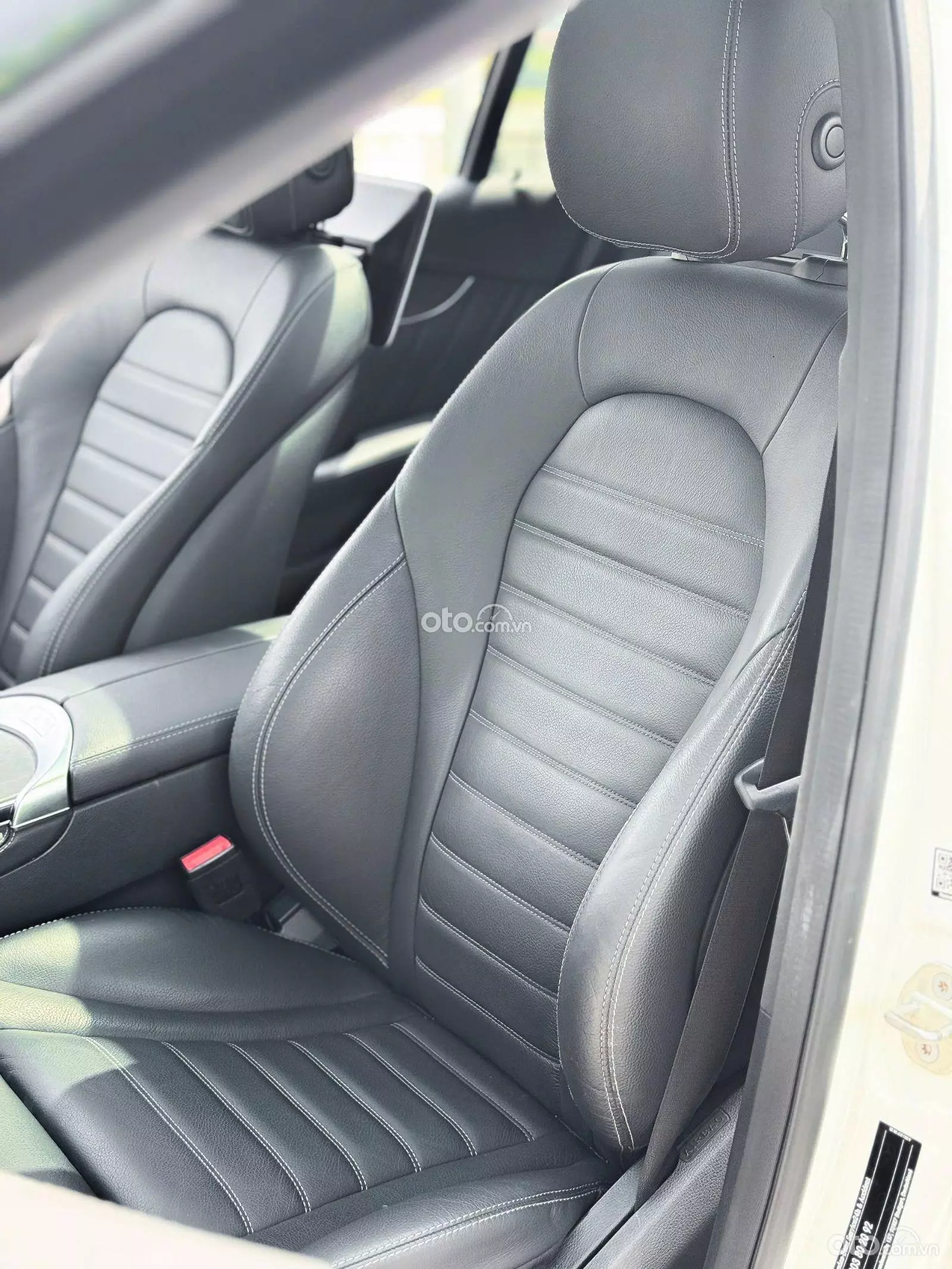 2019 Mercedes-Benz GLC 300 4Matic - ảnh nhỏ 10