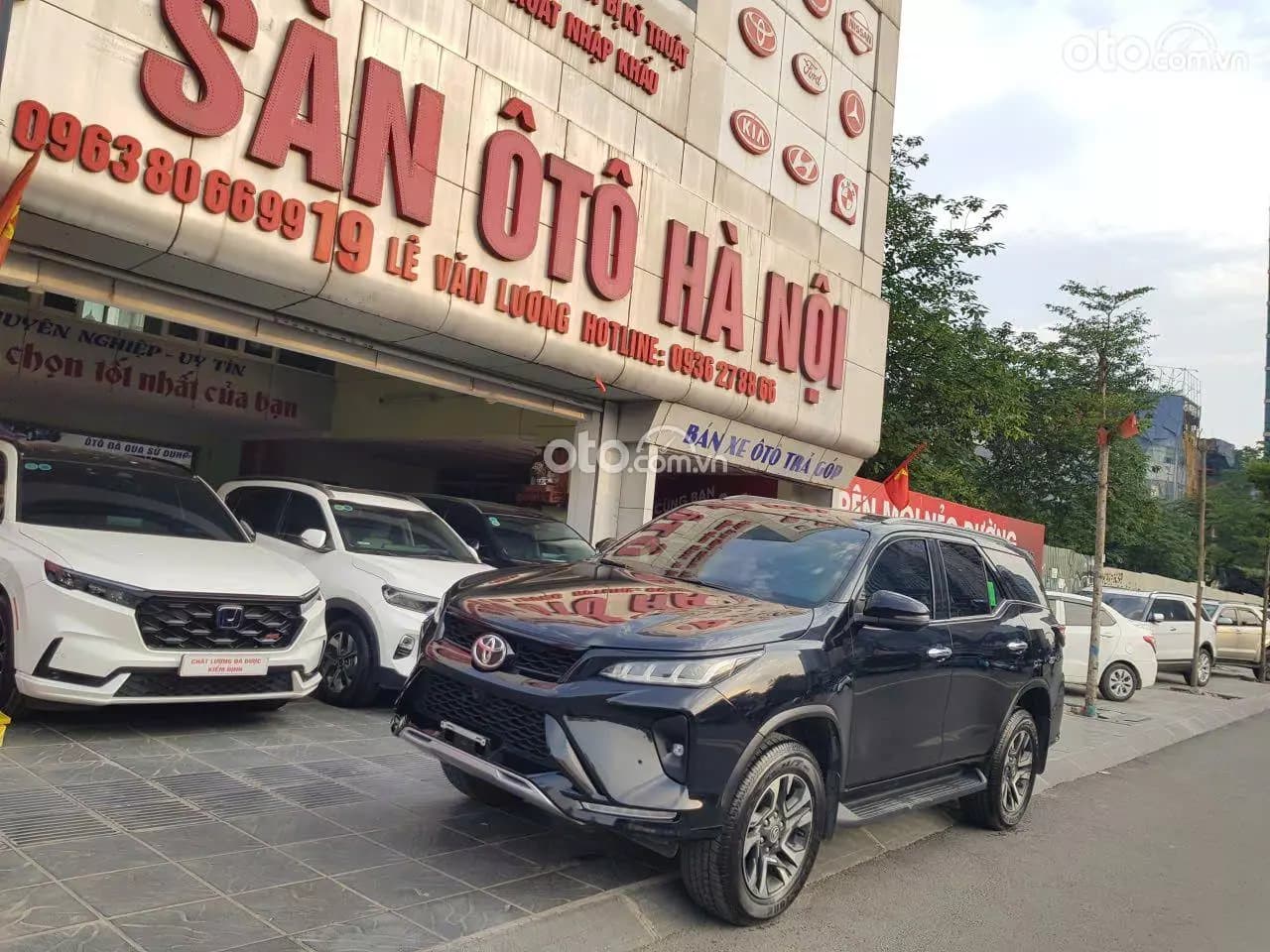 2024 Toyota Fortuner 2.4 AT 4x2 Legender
