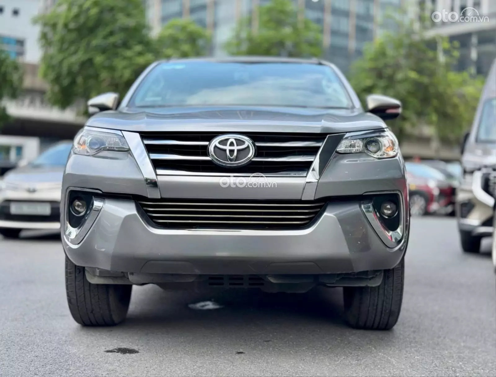 2016 Toyota Fortuner 2.7 V 4X2 AT
