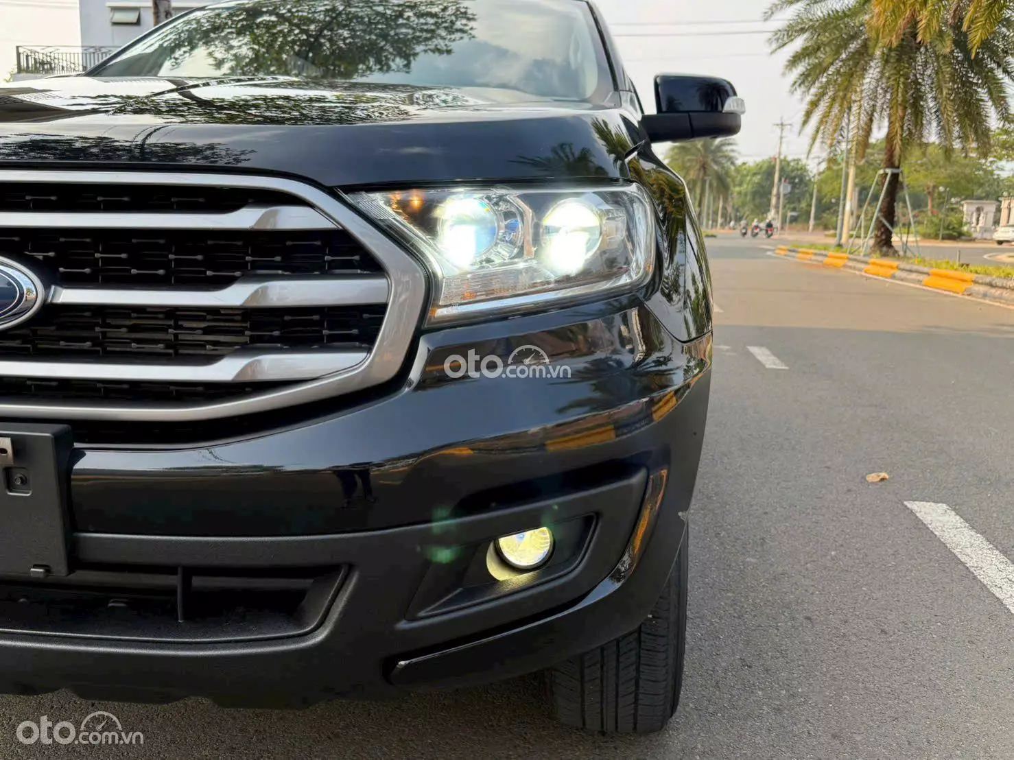 2018 Ford Everest Ambiente 2.0 MT 4x2 - ảnh nhỏ 2