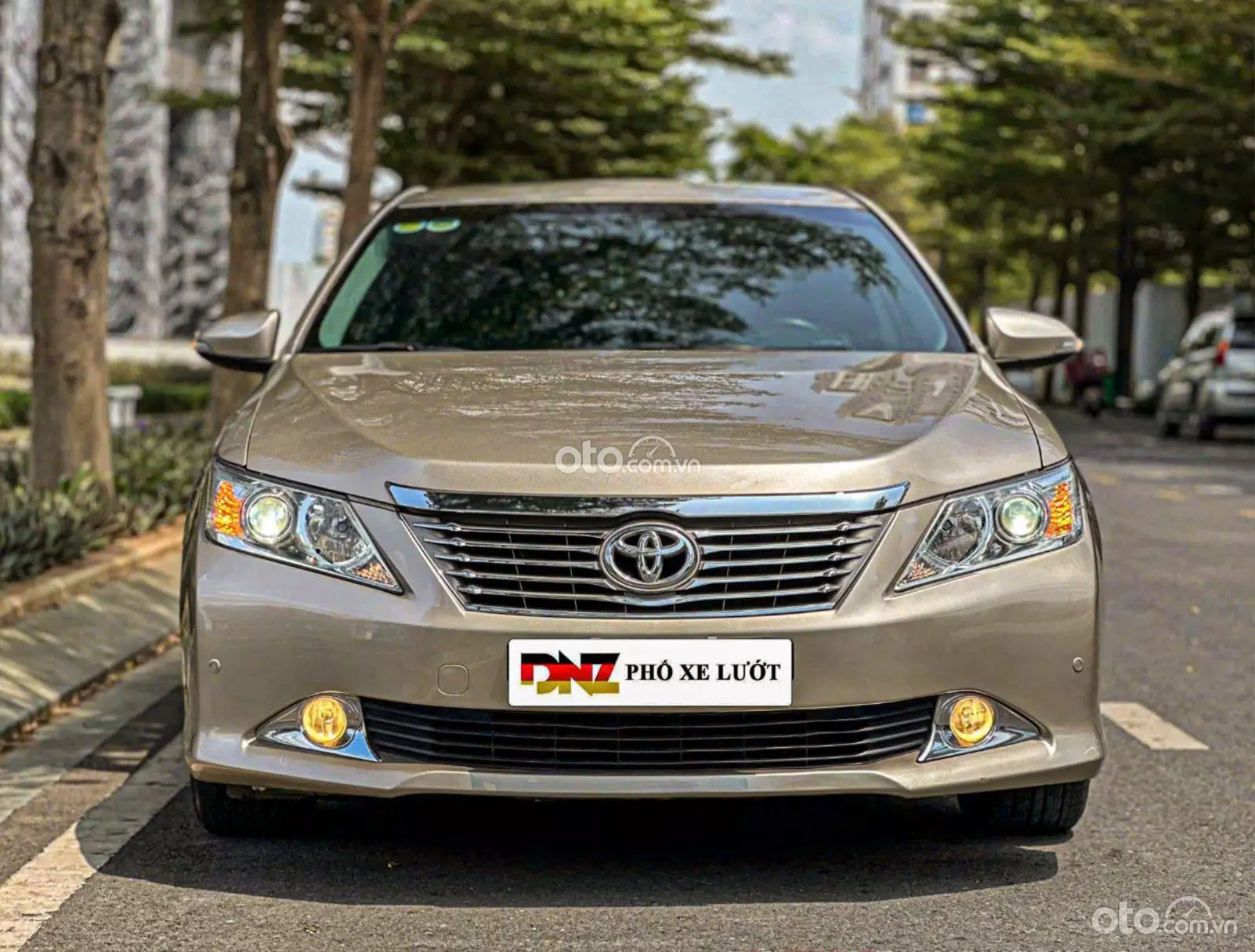 2014 Toyota Camry 2.5Q