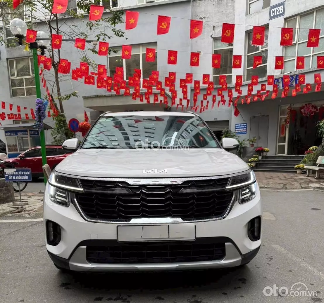 2025 Kia Seltos 1.5L PREMIUM