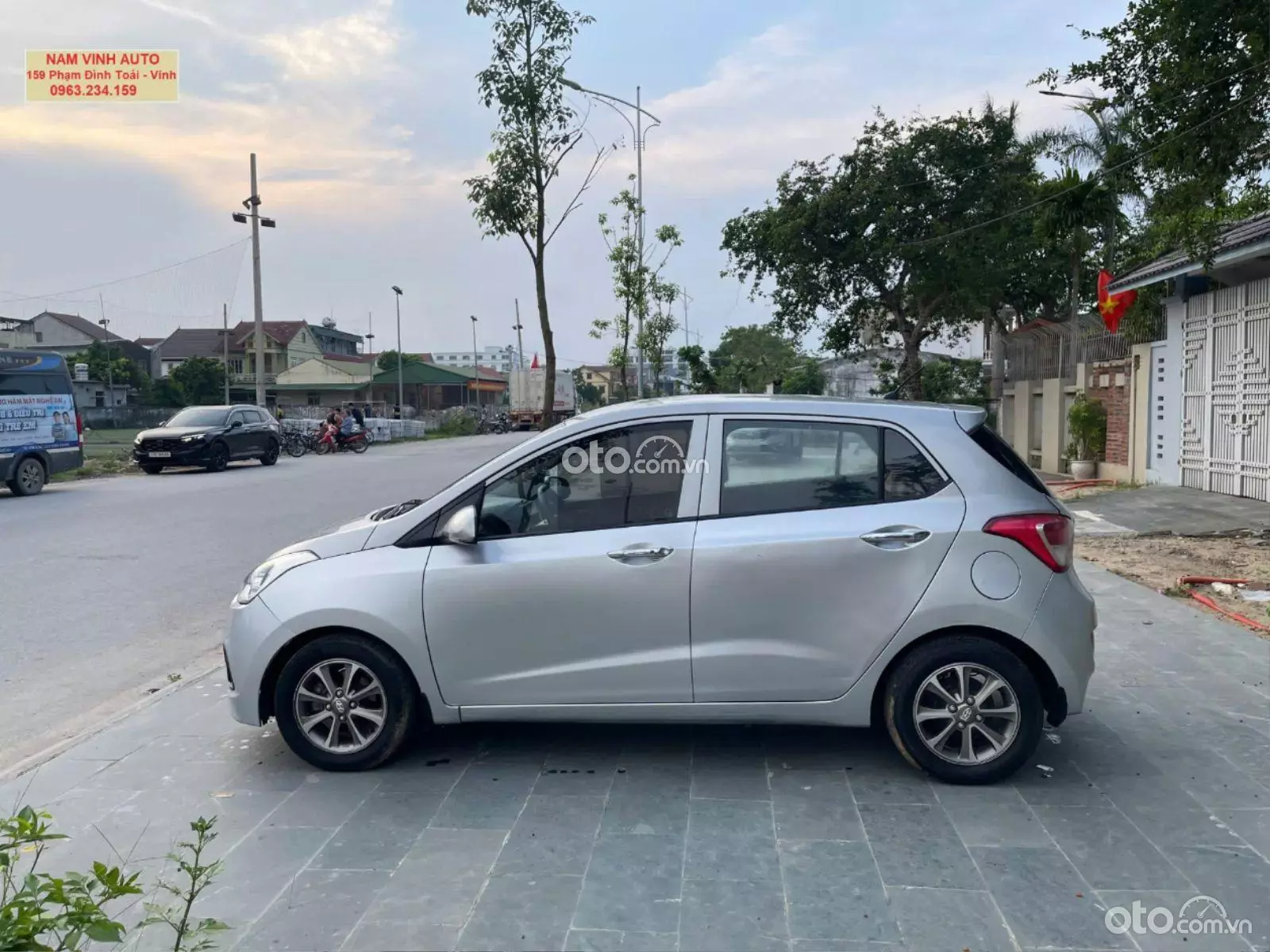 Thumbnail 6