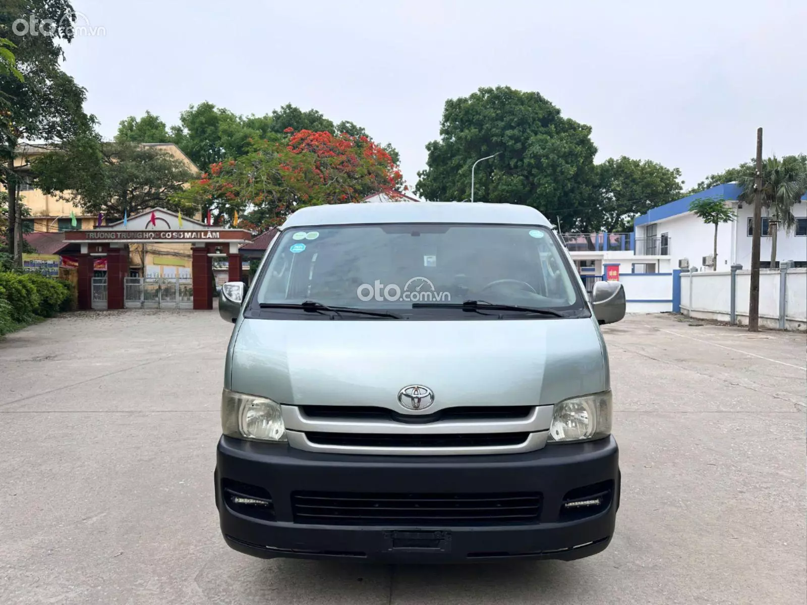 2009 Toyota Hiace