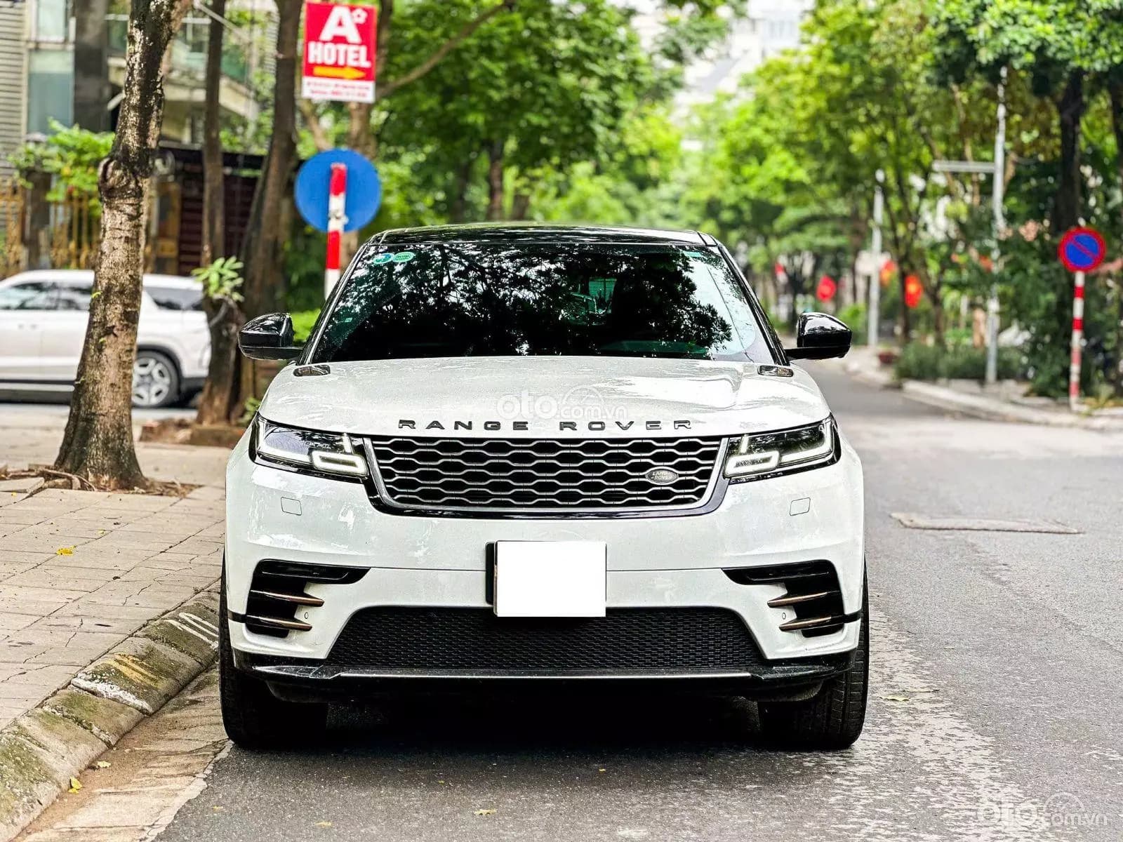 2019 Land Rover Range Rover Velar R-Dynamic SE
