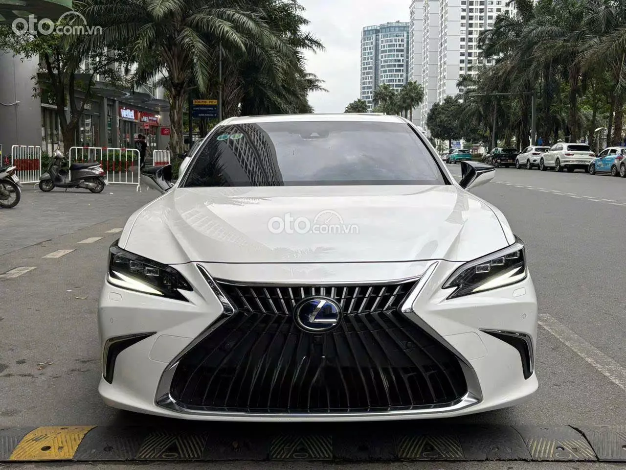 2022 Lexus ES 250 F-Sport