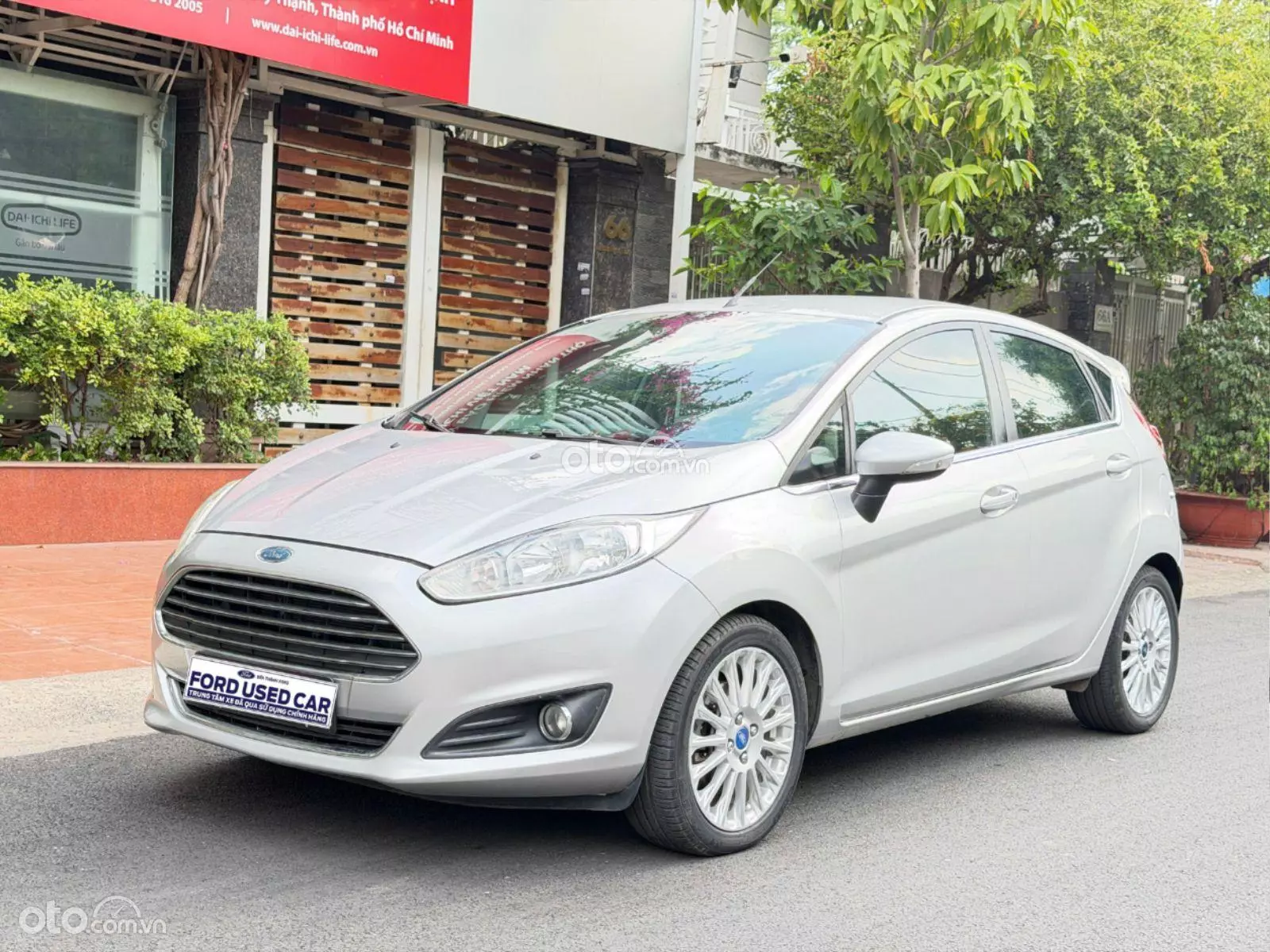 2015 Ford Fiesta S 1.6 AT