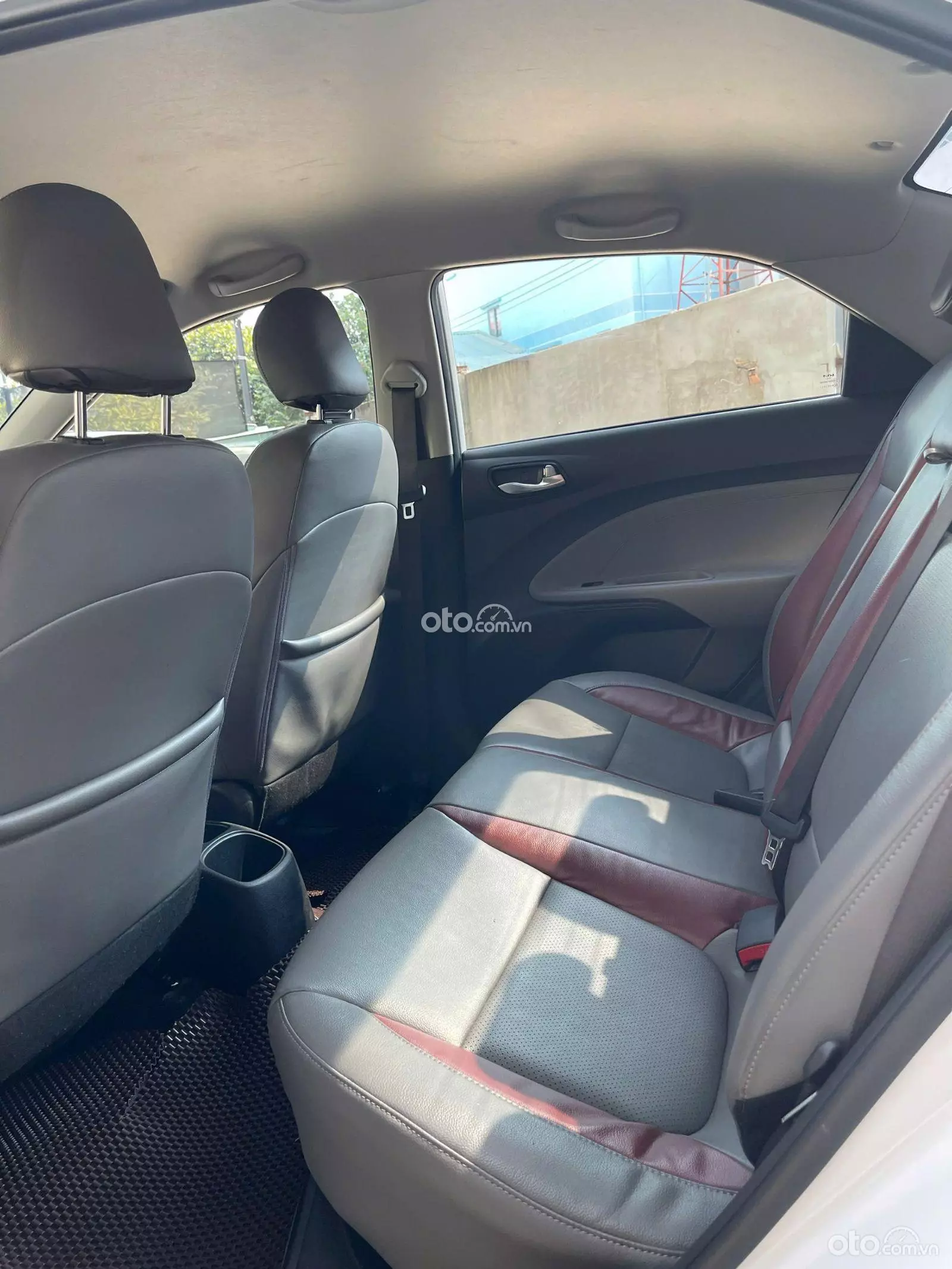 Thumbnail 11