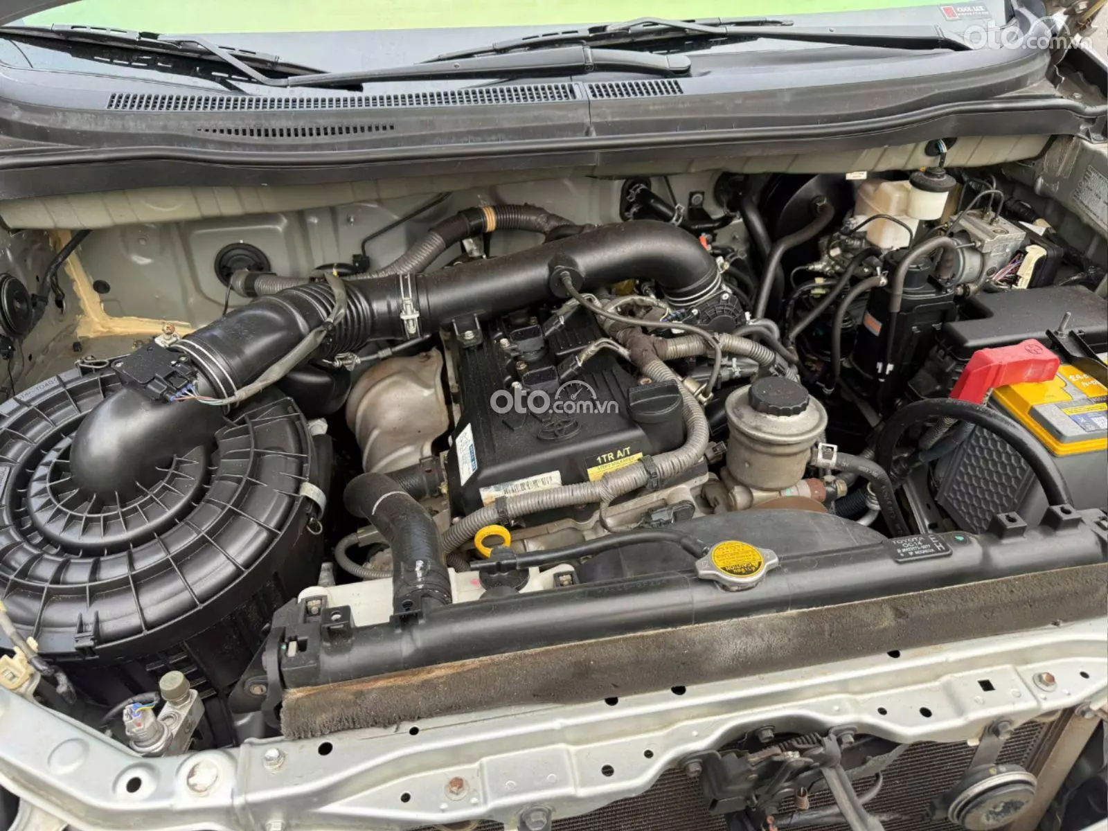 2012 Toyota Innova 2.0 Venturer AT