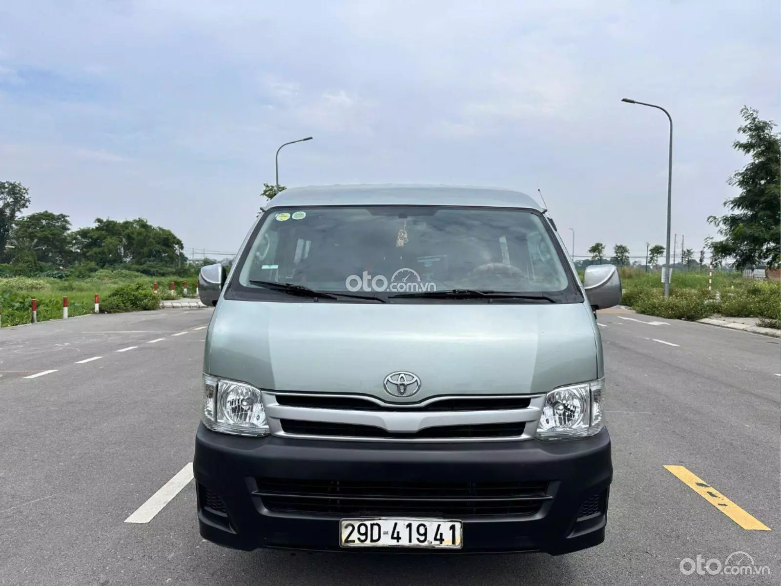 2010 Toyota Hiace