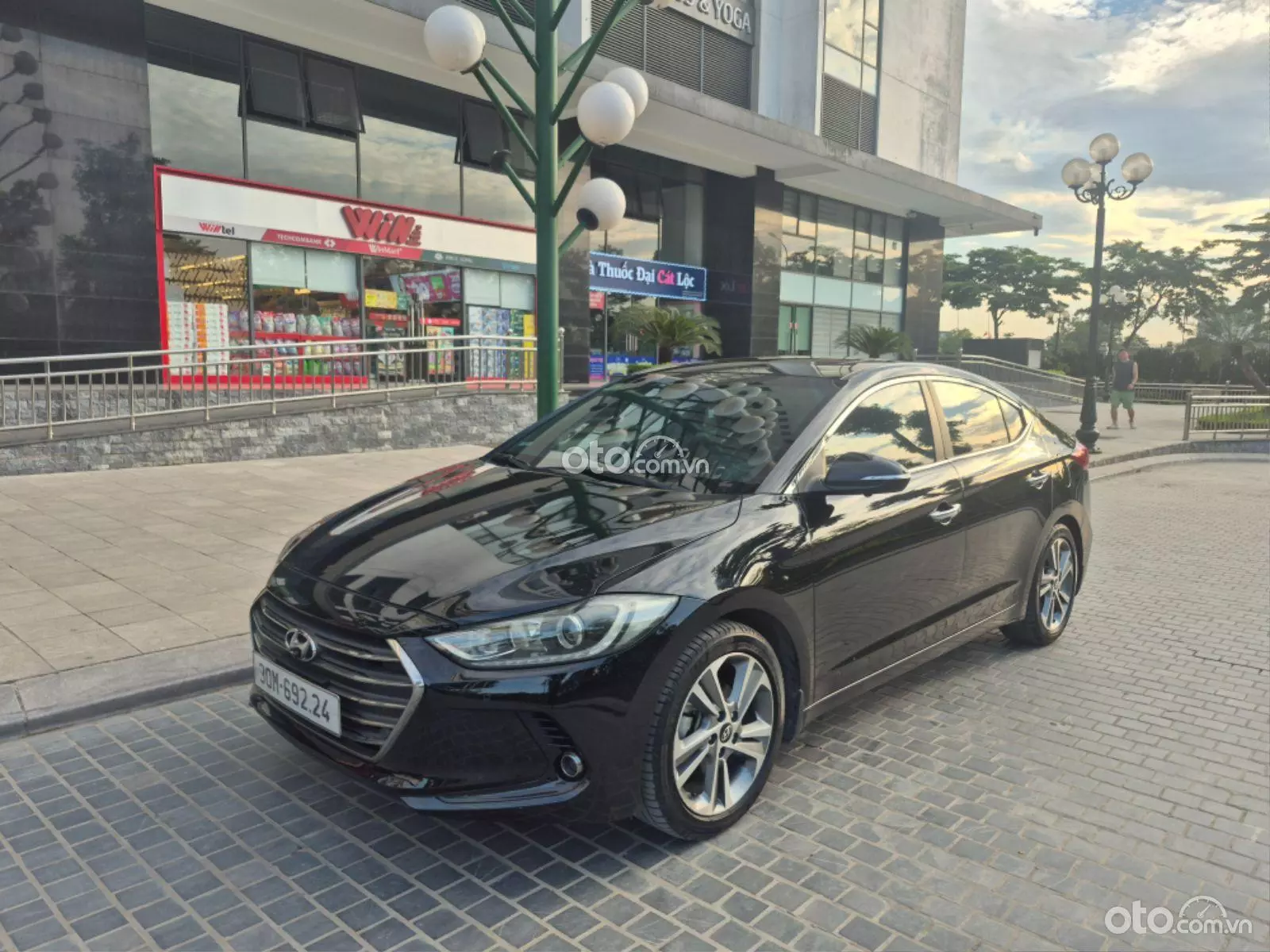 2018 Hyundai Elantra 2.0 AT - Image 1