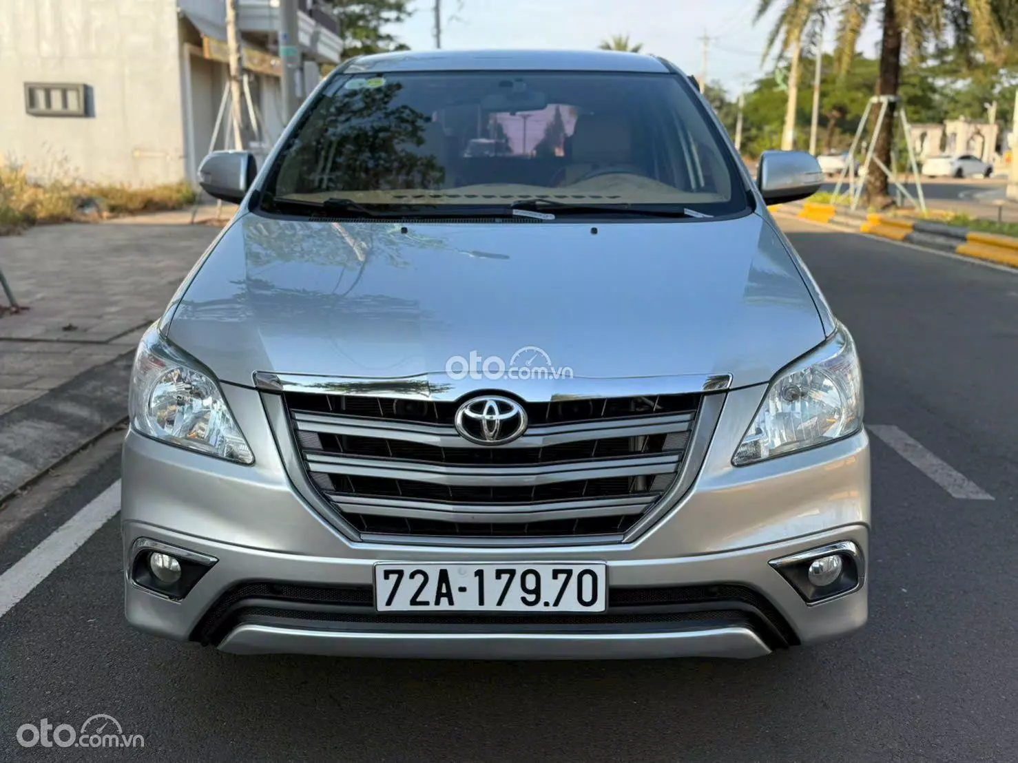 2016 Toyota Innova 2.0E