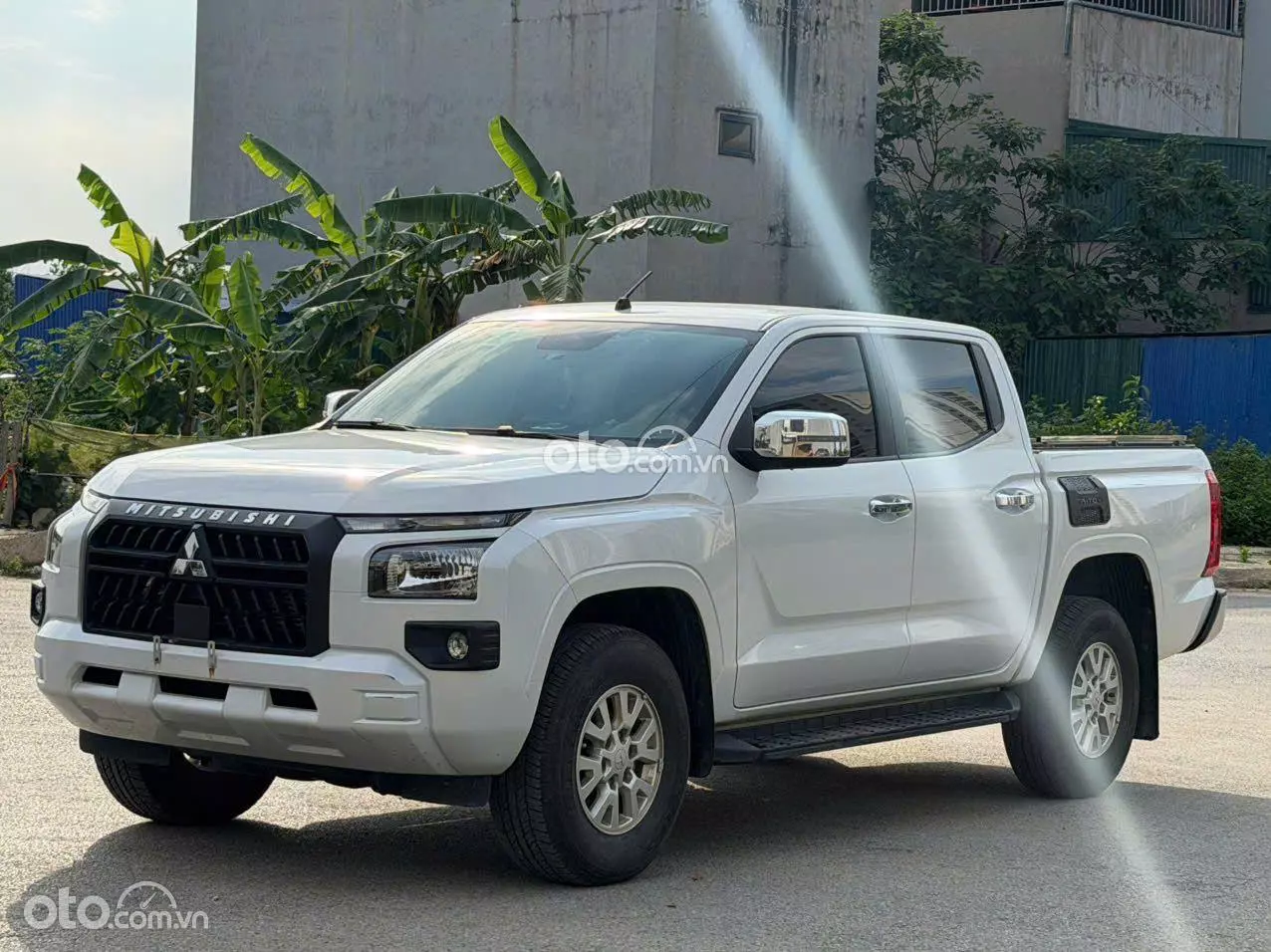 2025 Mitsubishi Triton 4×2 AT