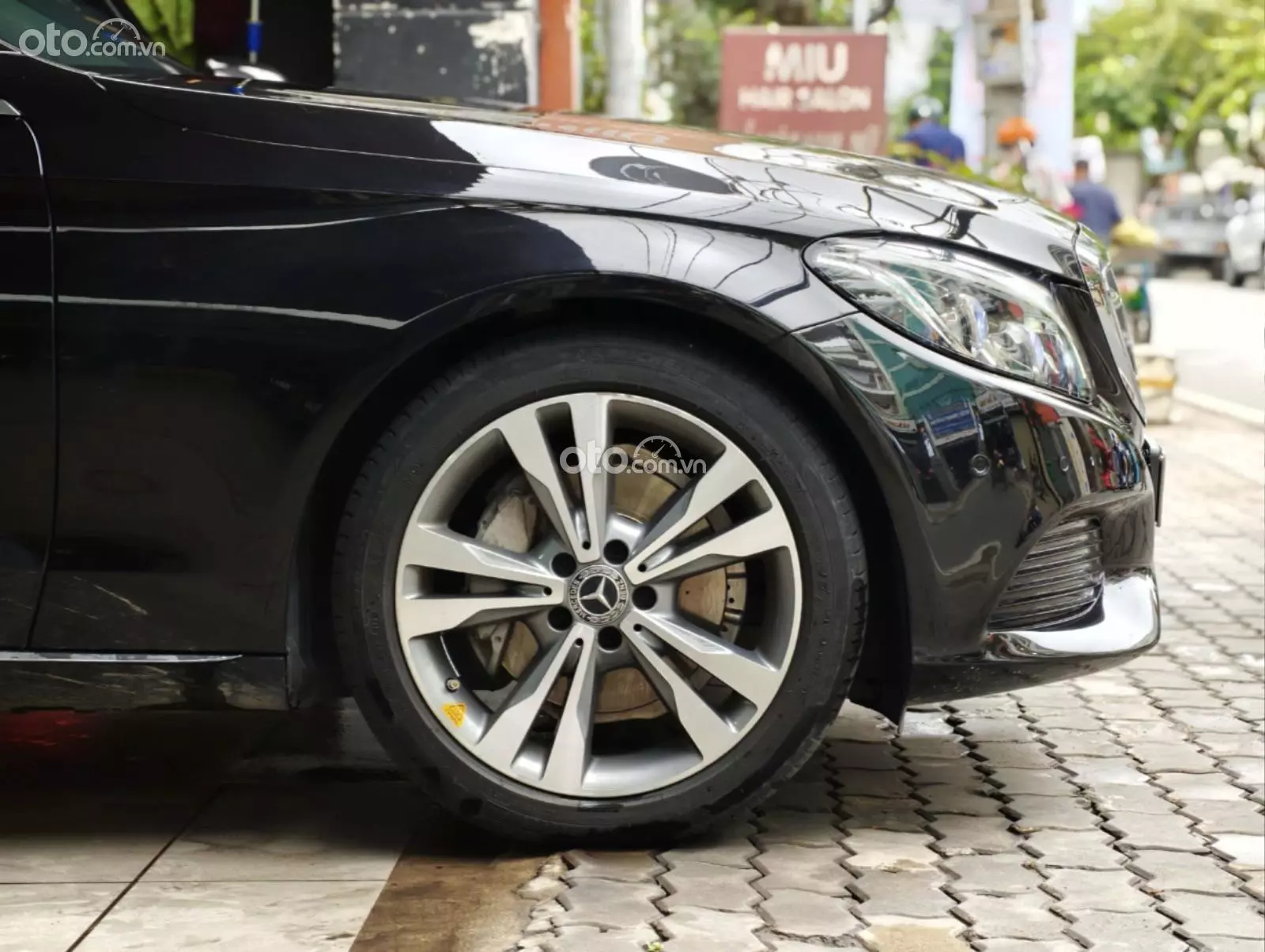 2018 Mercedes-Benz C250 Exclusive