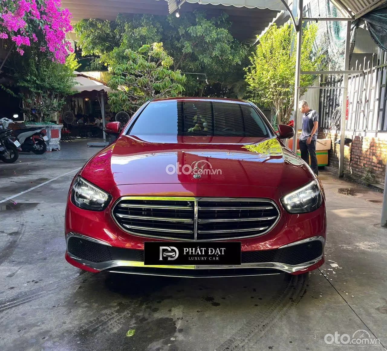 2022 Mercedes-Benz E200 Exclusive V1