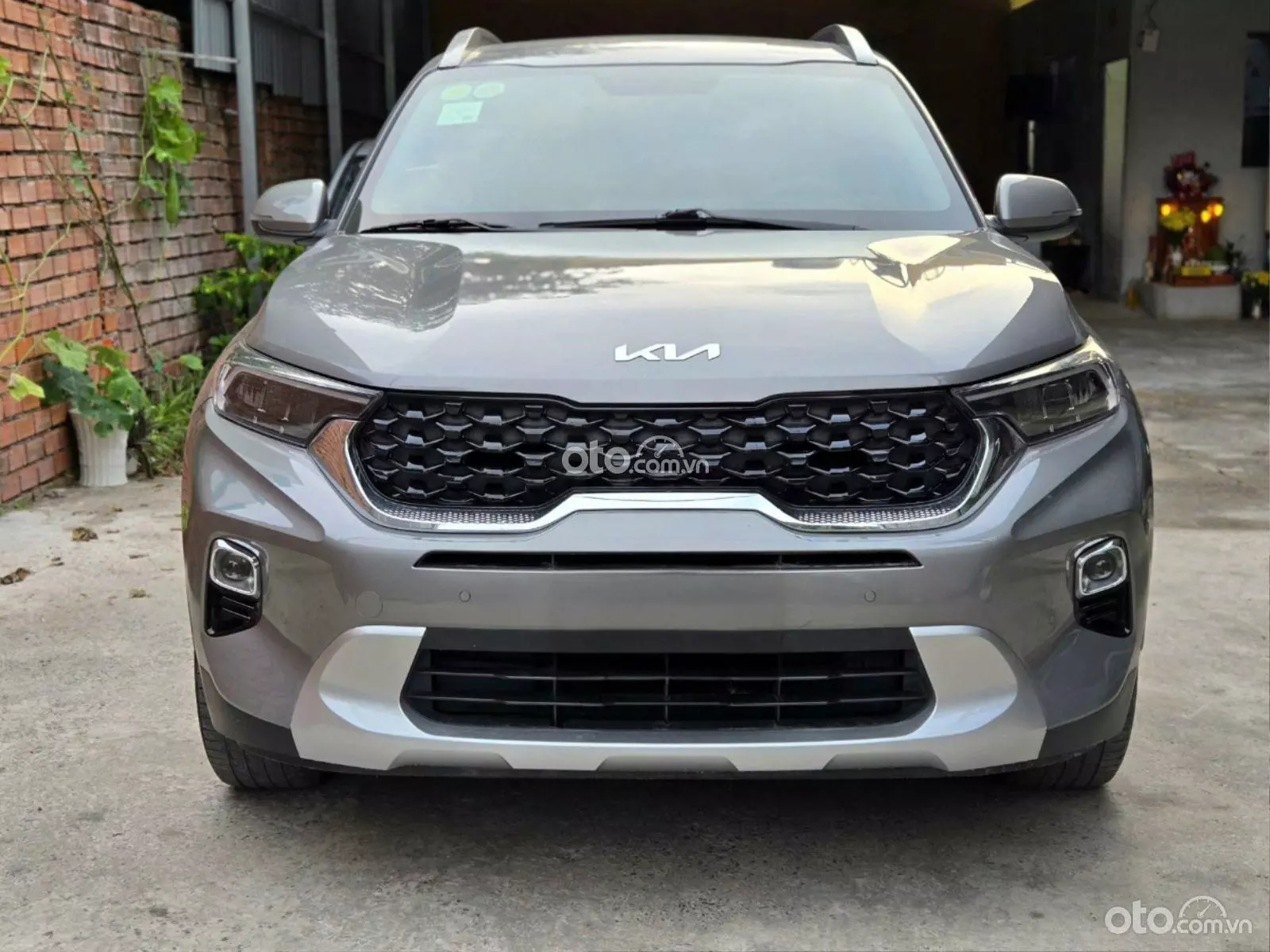 2022 Kia Sonet 1.5 Luxury - Image 1