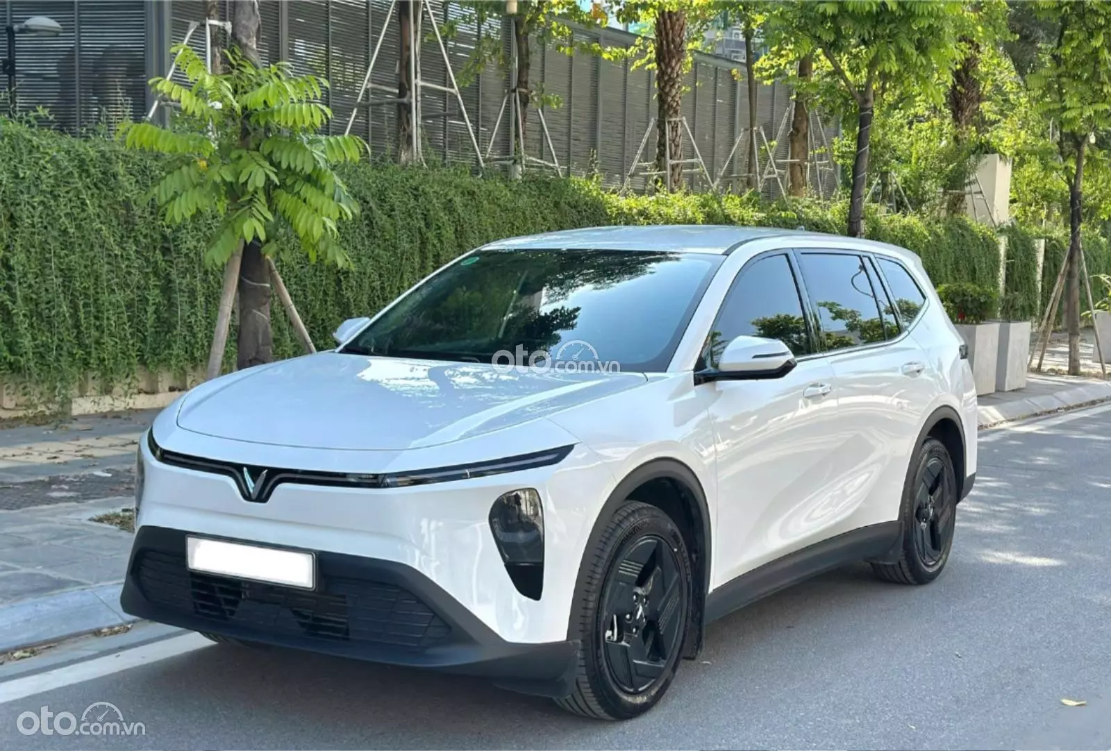 2026 VinFast VF MPV7
