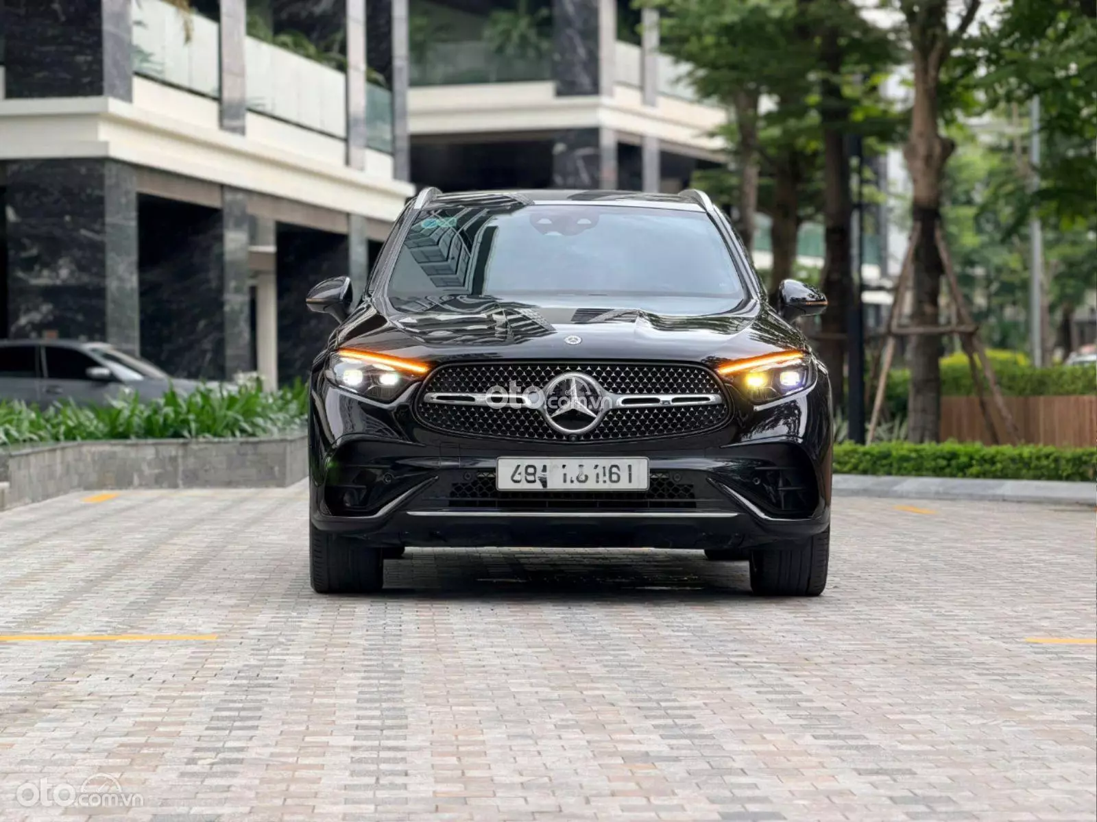 2023 Mercedes-Benz GLC 300 4Matic V1