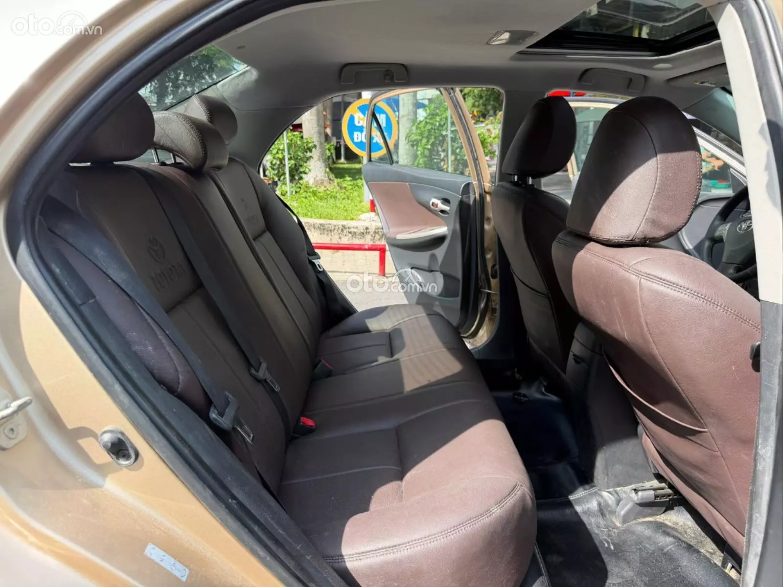 Thumbnail 9