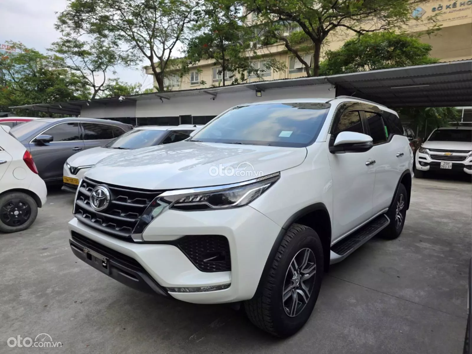 2023 Toyota Fortuner 2.4G 4x2 AT