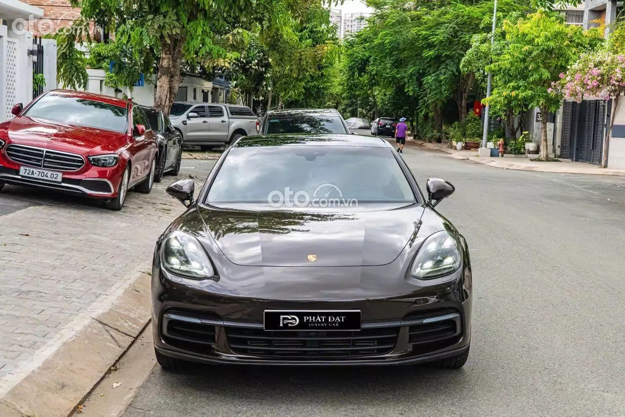 2018 Porsche Panamera 3.0 V6