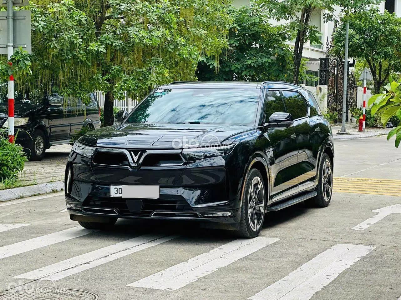 2023 VinFast VF9 Plus