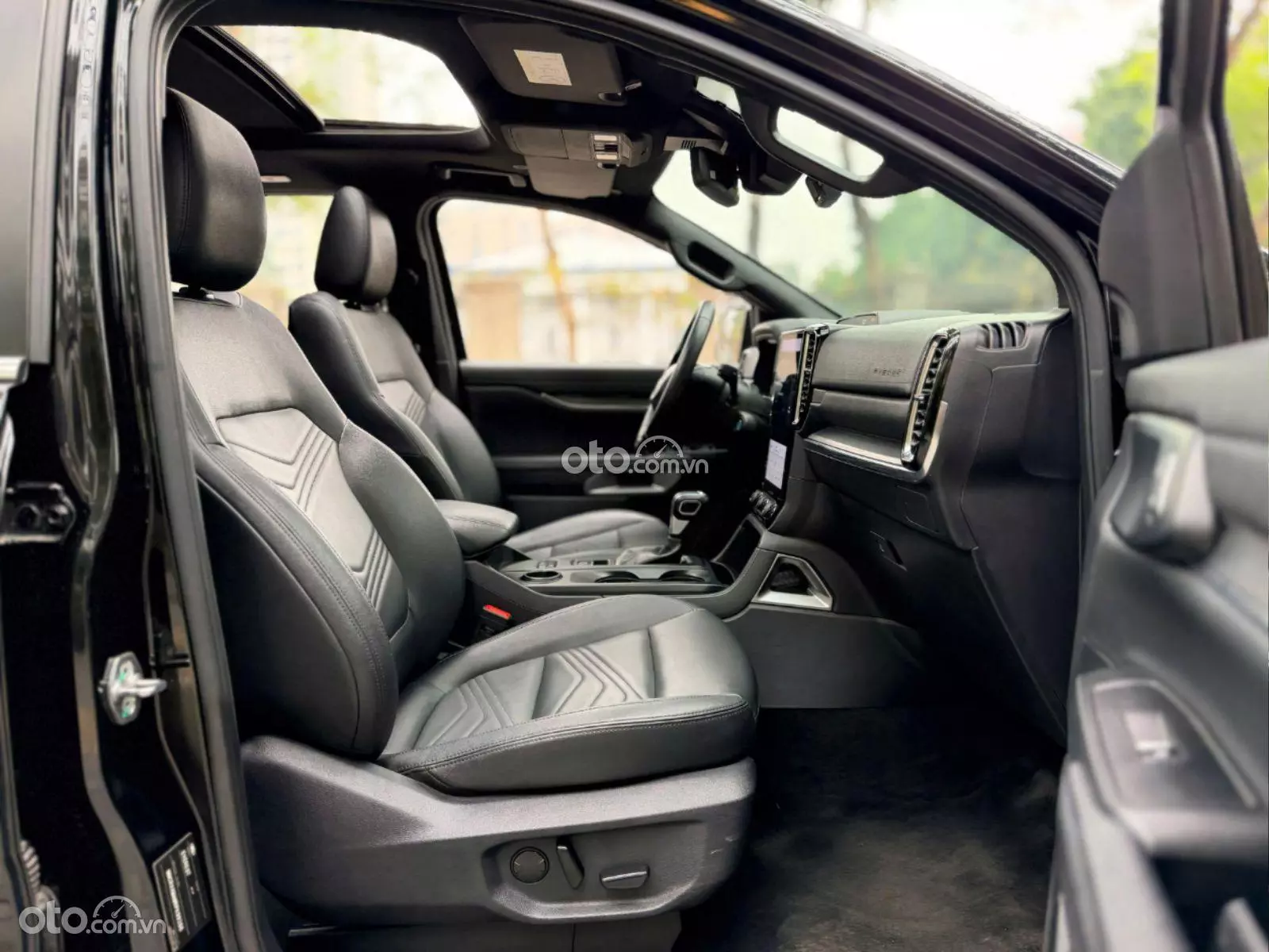 2023 Ford Everest Titanium 2.0 AT 4x2 - ảnh nhỏ 9