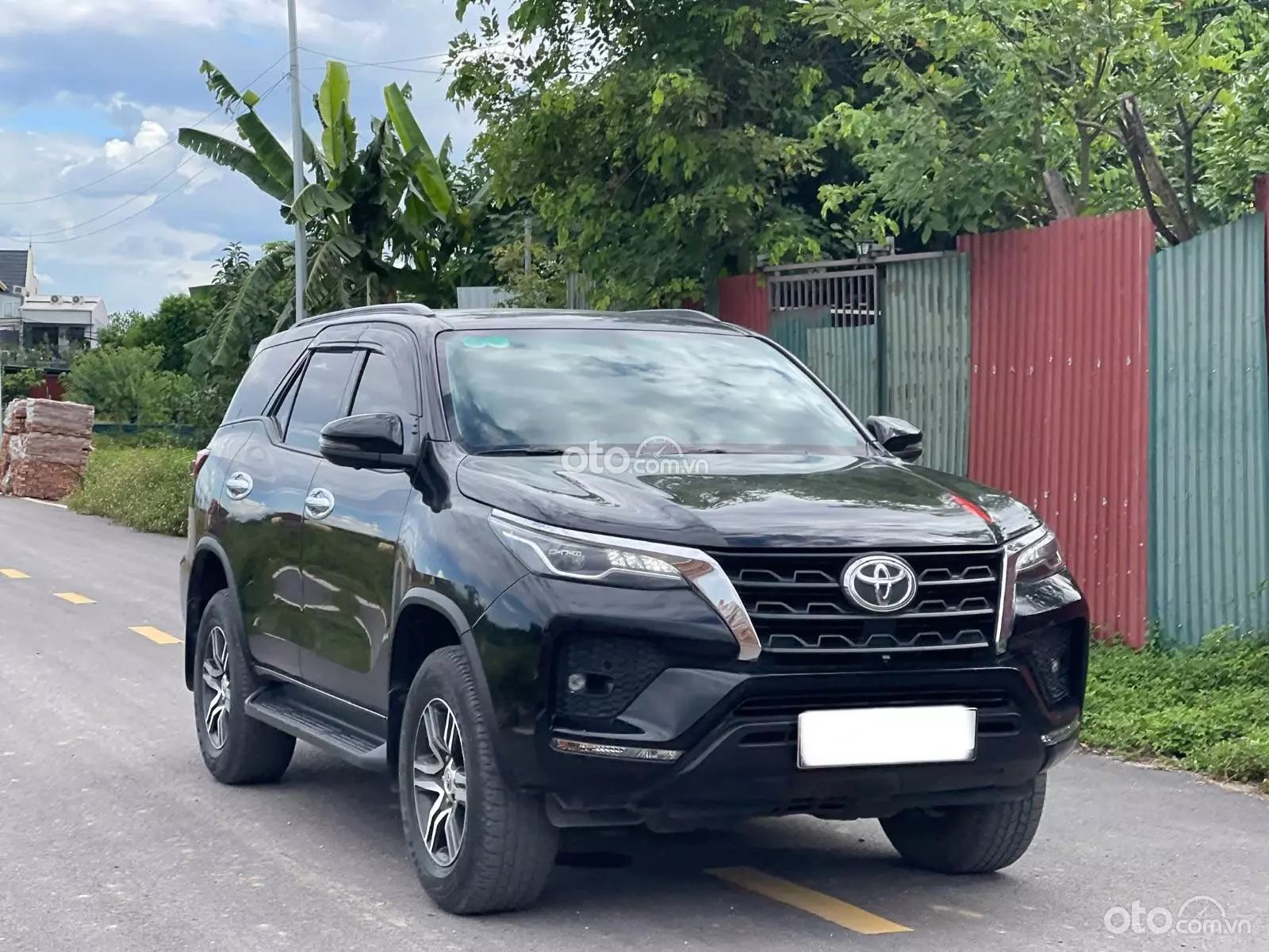 2021 Toyota Fortuner 2.7 V 4X2 AT