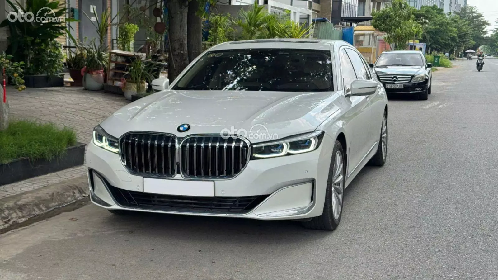 2020 BMW 730Li Pure Excellence