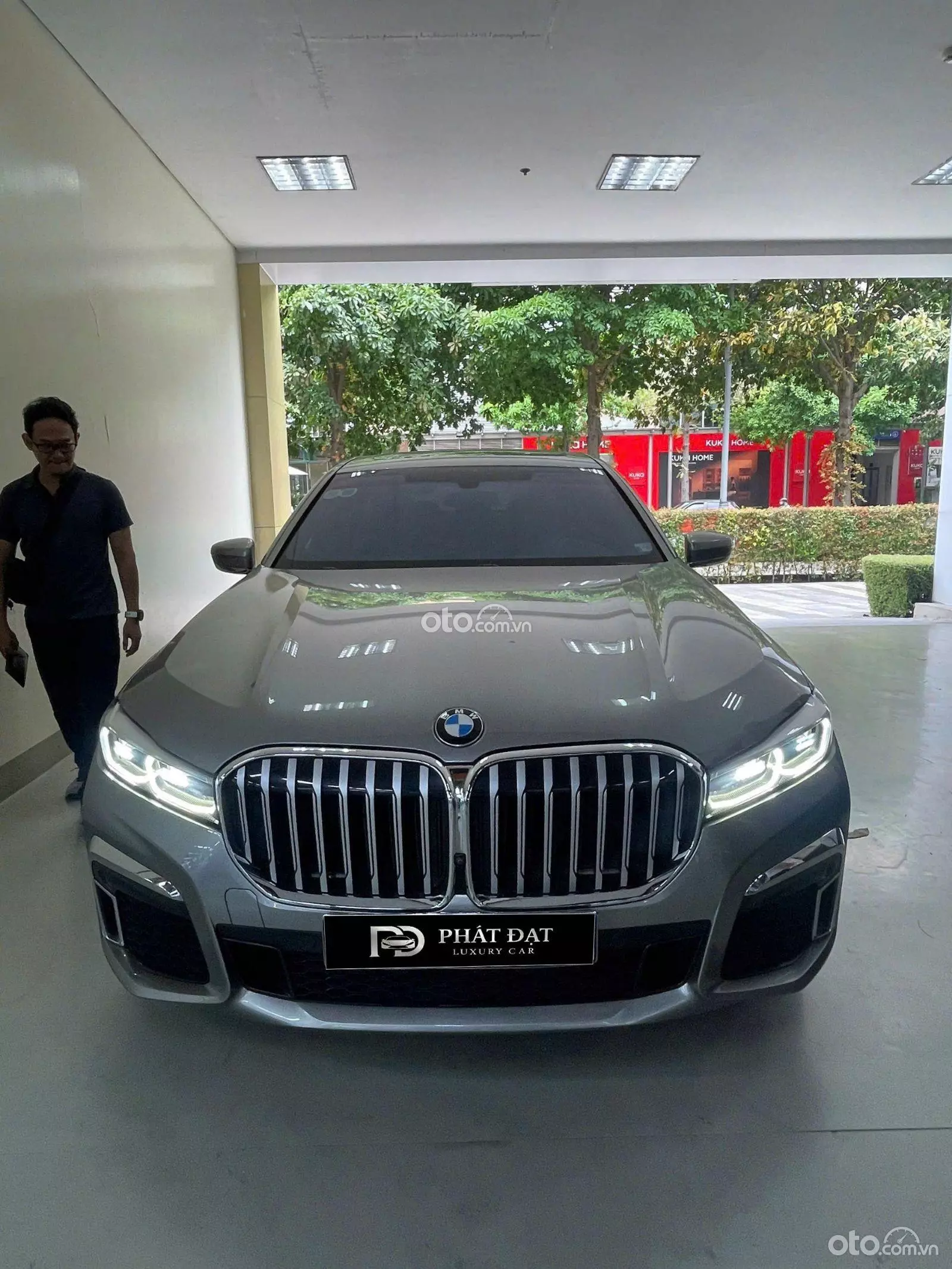 2020 BMW 730Li M Sport - Image 1