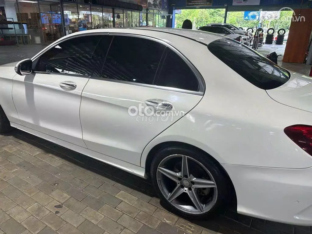 2015 Mercedes-Benz C250 AMG