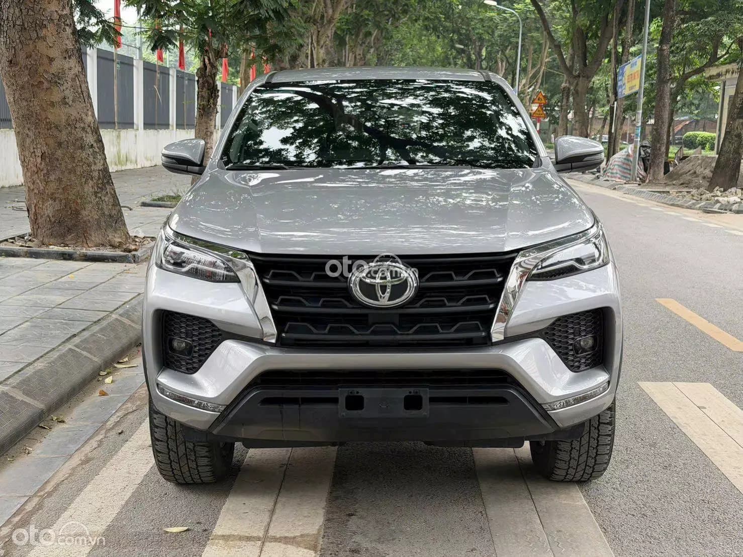 2024 Toyota Fortuner 2.4G 4x2 AT