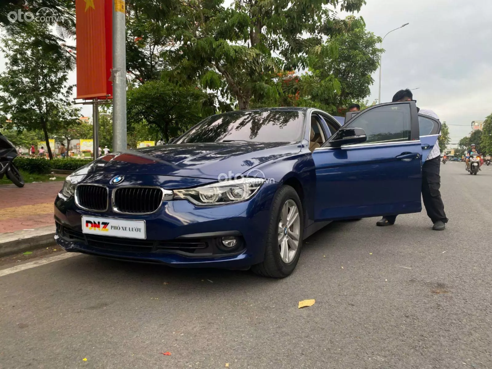 2017 BMW 320i Sport Line