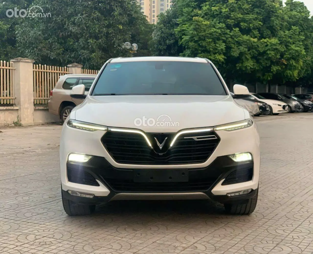 2021 VinFast LUX SA2 LUX SA2.0 Tiêu chuẩn