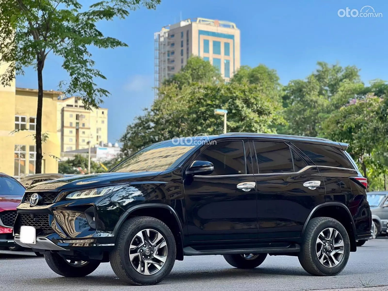 2020 Toyota Fortuner 2.4 AT 4x2 Legender