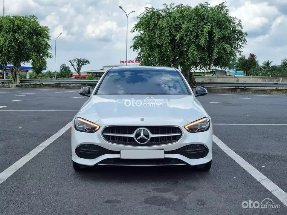 2022 Mercedes-Benz C200 Avantgarde Plus